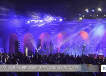 TGR: CAPRI, MUSICA PER SOLIDARIETÀ CON SAL DA VINCI (Video)