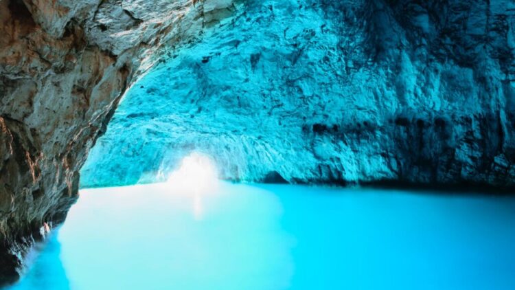 Grotta Azzurra, foto  di Giuseppe Rosato