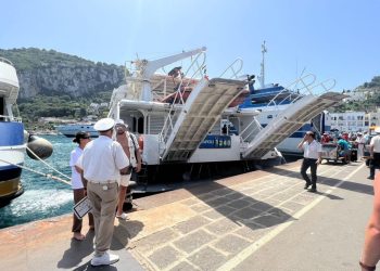 Nuova riorganizzazione del turismo a Capri: rivedere il piano accosti