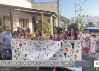 TGR: LA SETTEMBRATA ANACAPRESE COMPIE 101 ANNI (Video)