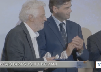 TGR: PREMIO FARAGLIONI A PIOVANI (Video)