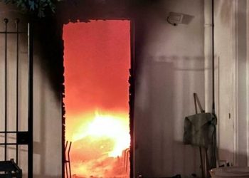 Capri, incendio nei locali della chiesa di Santa Sofia a Anacapri: una donna ustionata