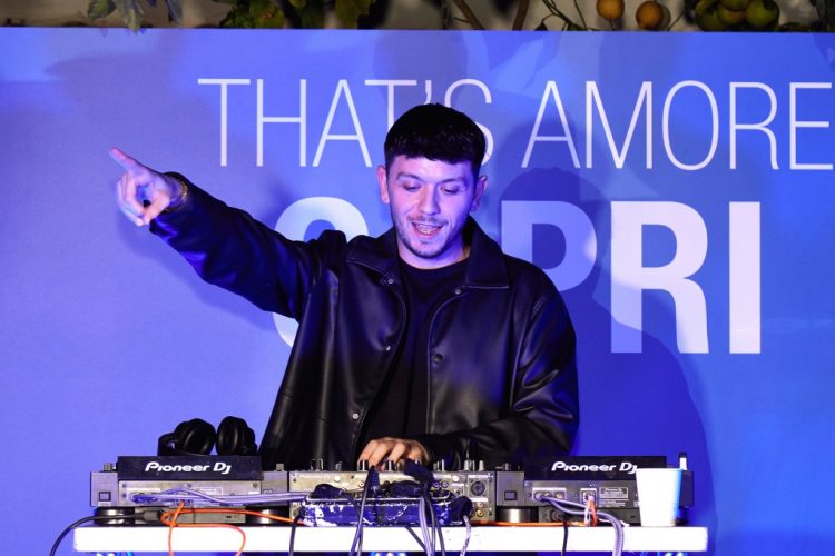 That’s Amore Capri, gourmet e solidarietà da Paolino con Frassica e i Gemelli DiVersi