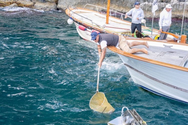 “Chi Ama Capri” Prendiamoci cura della nostra Isola, delle nostre coste, del nostro mare