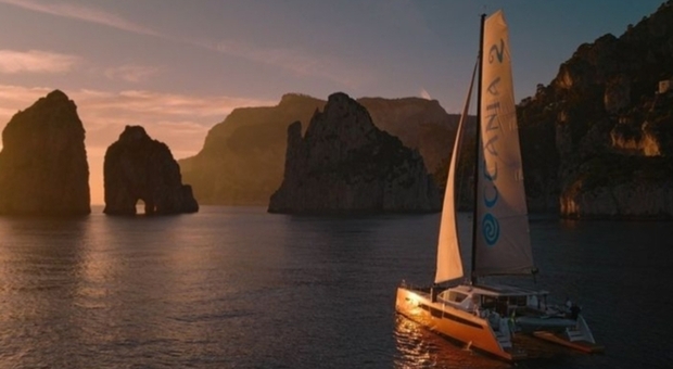 Il blu dei Faraglioni lancia Oceania 2: Disney ha dipinto la notte di Capri