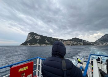 Richiesta per la nave merci notturna Capri-Napoli da aprile a ottobre