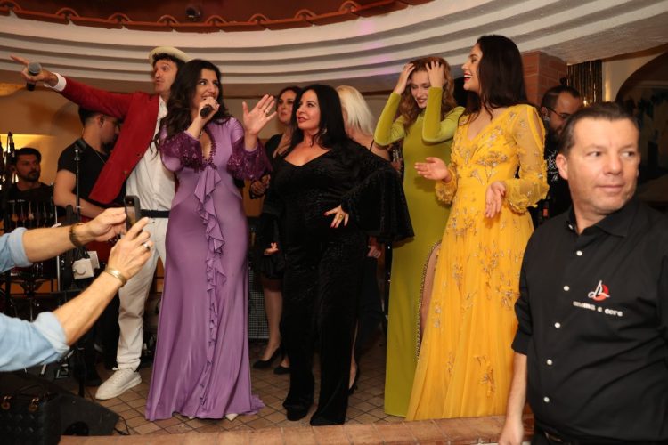 Aneme e Core e gli ospiti del Capri Hollywood: Boldi, Vallelonga, Merola, Ste e tanti vip guest del mondo del Cinema e dello Spettacolo