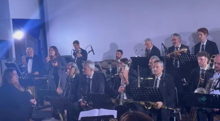 Grande successo per TRIBUNAL MIST JAZZ BAND  in  “Natale in Swing”