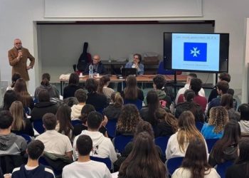 “Democrazia ieri e oggi a partire da Platone” martedì appuntamento a Capri nell’Auditorium del Centro dei congressi