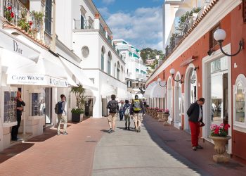 A Capri compravendite di imprese e negozi: trattative e smentite