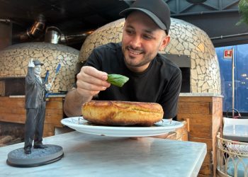 La pizza margherita “Fojuta” dedicata a Totò di Ciro De Maio