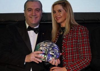 MIRA SORVINO, VOGLIO ESSERE NAPOLETANA (Photogallery)