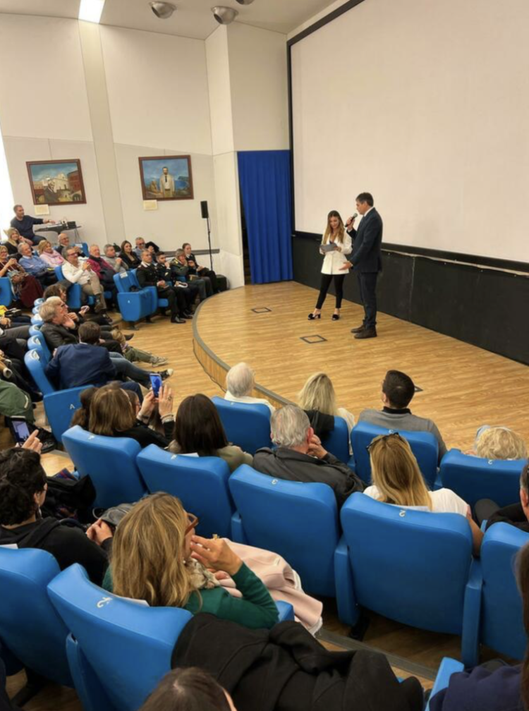 Peppino Di Capri riceve sull’isola azzurra le chiavi della città (Photogallery)