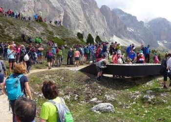Da Campiglio a Capri, sindaci alle prese con l’overtourism: le ‘sette perle del turismo italiano’ a confronto