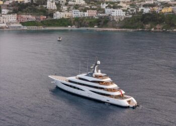 Capri, saranno ritirati sotto bordo i rifiuti delle imbarcazioni in rada