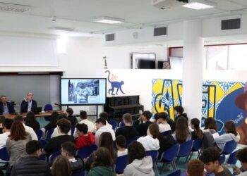 L’Arte dell’ospitalità in un libro donato agli studenti dell’isola di Capri