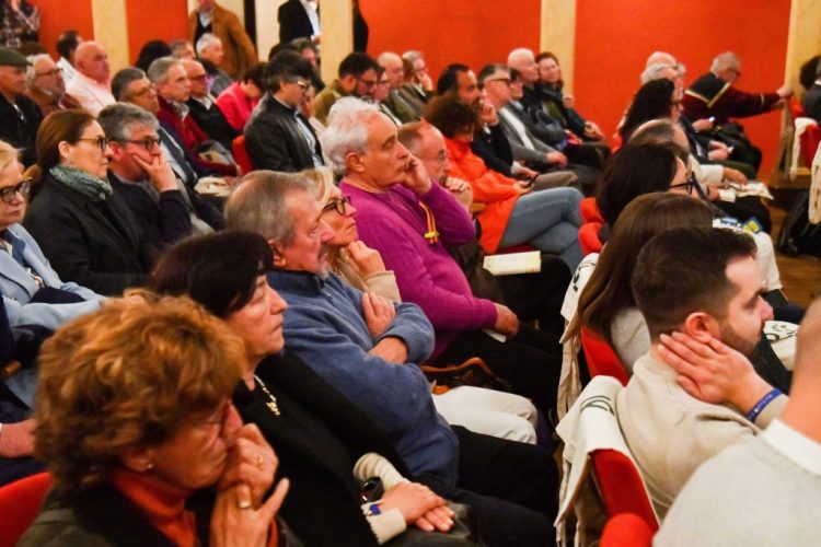 L’Oro di Capri ad Ascoli nella Guida agli Extravergini Slow Food: celebrati i 25 anni dell’olivicoltura sostenibile e di qualità che valorizza paesaggio e resilienza climatica