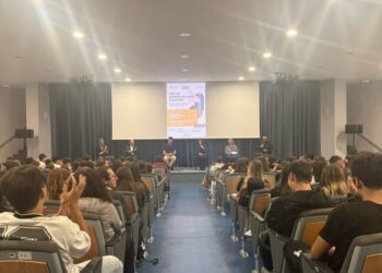 “Chi sei quando nessuno ti guarda?’: grande successo per l’incontro promosso da That’s Amore Capri