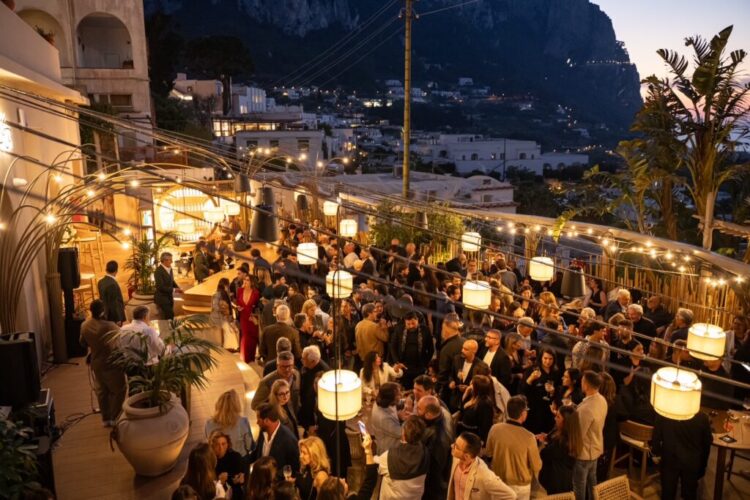 Inaugura Ambasciatori Capri Club & Restaurant con la formula cena-spettacolo