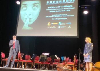 USR Campania: le scuole alla mostra “Supereroi” e al panel con Gratteri “La tutela dei minori nel cyberspazio”