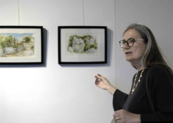 “Delfini guardiani” di Marevivo in visita alla mostra omaggio a Sergio Rubino