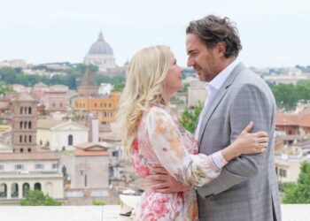 Beautiful sceglie Napoli e Capri: quattro volti storici sul set campano