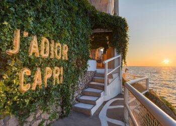 EXCLUSIVE SUMMER STYLE: DIOR AL JUMEIRAH CAPRI PALACE