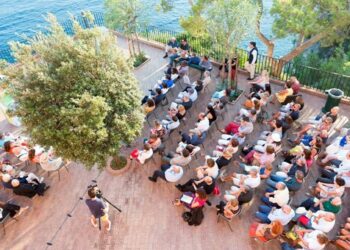 Capri, tornano “Le Conversazioni” a Tragara