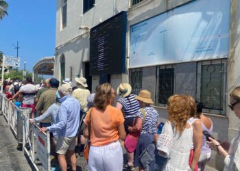 In Prefettura si parla di overtourism a Capri e flussi turistici