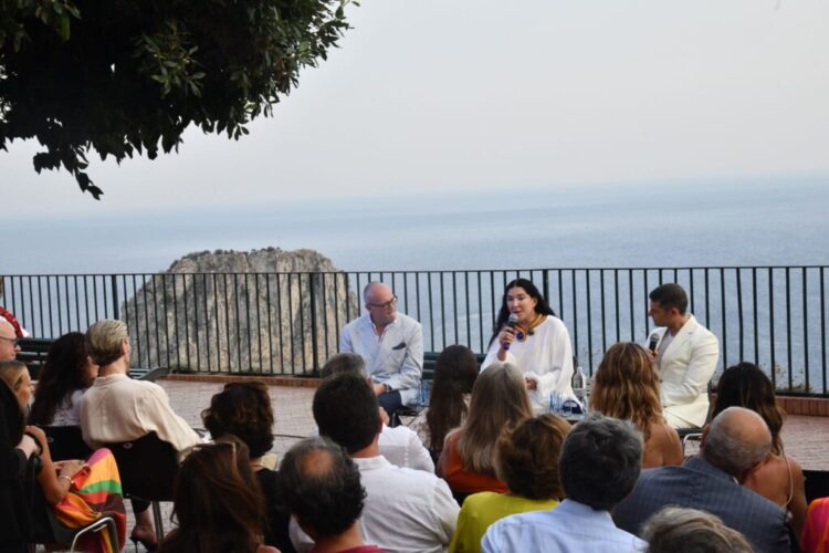 Marina Abramovic a Capri, foto di Giuseppe Rosato