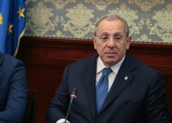 Il Prefetto Michele di Bari a Capri per un tavolo su ordine pubblico e sicurezza: l’annuncio del sindaco Falco