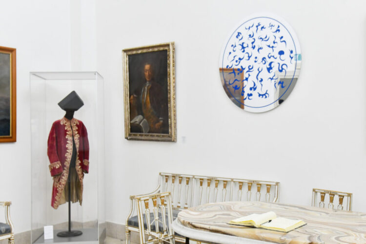 THE PRISM APPRODA A CAPRI CON LA PERSONALE “SACRED BLUE – OMAGGIO ALL’ISOLA AZZURRA” | MUSEO IGNAZIO CERIO DI CAPRI | DAL 25 LUGLIO AL 4 SETTEMBRE 2025