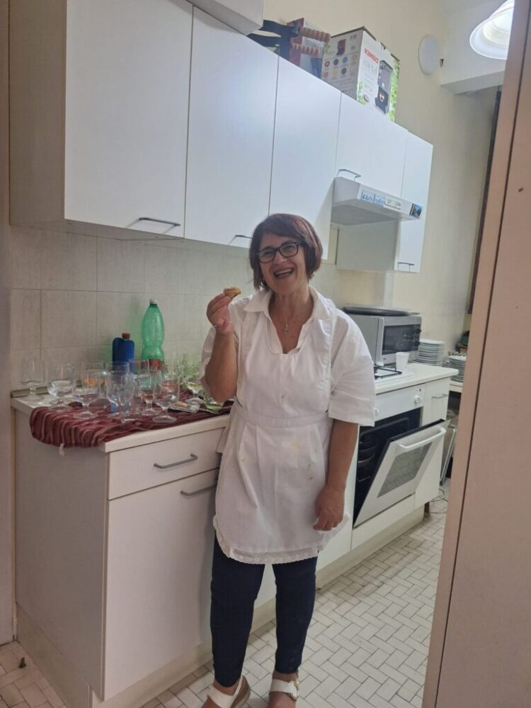 Festeggiamenti di Sant’Anna nella sede della Funicolare di Capri a Piazza San Pasquale a Napoli per il suo amministratore prof. avv. Anna La Rana De Nardo