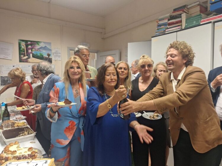 Festeggiamenti di Sant’Anna nella sede della Funicolare di Capri a Piazza San Pasquale a Napoli per il suo amministratore prof. avv. Anna La Rana De Nardo