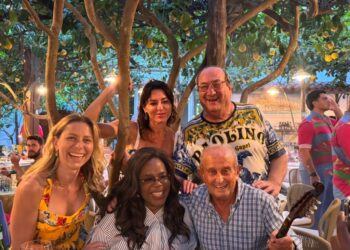 Capri, passerella di vip Ecco Oprah Winfrey star dell’isola azzurra