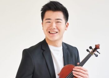 Simon Zhu in concerto a Villa San Michele: il premio Paganini fa tappa ad Anacapri con un omaggio a Mozart, Brahms e Paganini