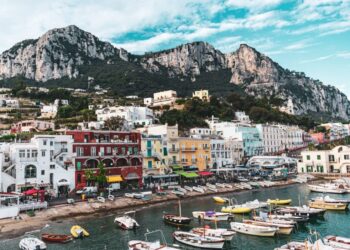 Ieri come oggi Capri è sempre la meta preferita dai Vip