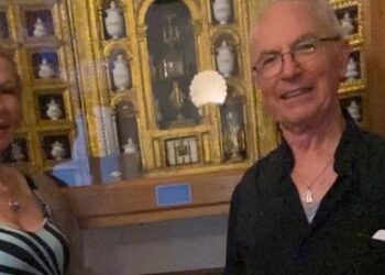 Mon Dieu, andare a messa è diventato cool…!