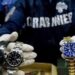 La banda dei Rolex a cinque stelle Raffica di colpi nelle mete di lusso