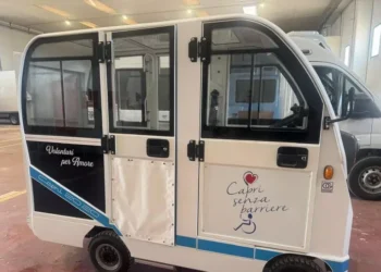 Disabili, Capri Senza Barriere si dota di un carrellino