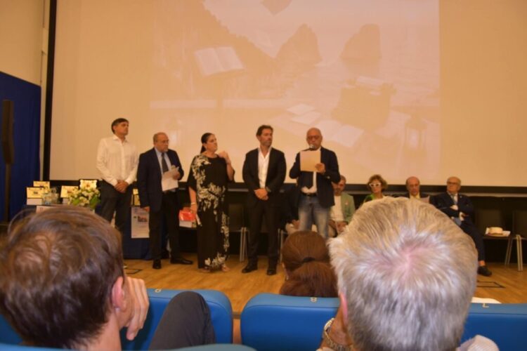 Grande successo per la prima edizione del Concorso Nazionale “Liriche e Storie da Capri 2025”