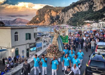 Capri in festa: a Marina Grande Tony Tammaro e Da Vinci