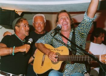 Notti al Quisisana e all’Anema e Core Armani era “re Giorgio” anche a Capri