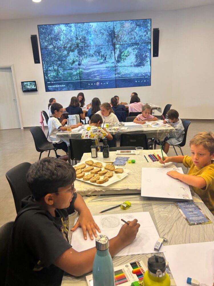 Arte tra gli ulivi: nel corso della Settembrata i bambini protagonisti del Concorso di Disegno “C. Vinaccia”