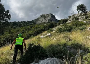 Incidente di arrampicata a Faicchio: alpinista di Capri ferito e bloccato in parete, recuperato con l’elisoccorso