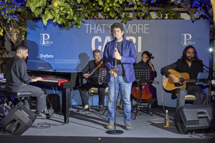 That’s Amore Capri: musica, emozioni e solidarietà sotto i limoni di Paolino