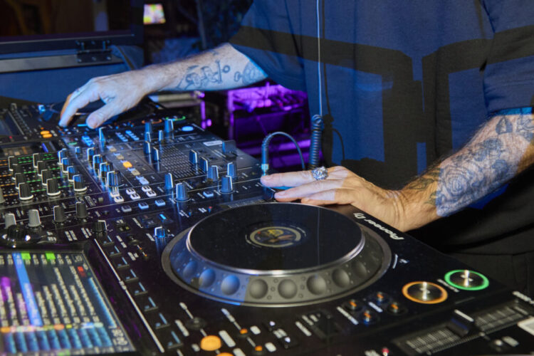 That’s Amore Capri: musica, emozioni e solidarietà sotto i limoni di Paolino