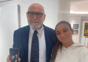 Giallo a Capri: Marino e Mazzoni alla ricerca di Sherlock Holmes