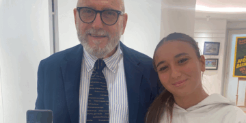 Giallo a Capri: Marino e Mazzoni alla ricerca di Sherlock Holmes
