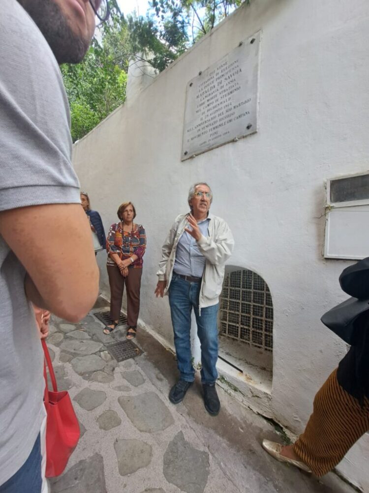 Sherlock Holmes ha colorato di giallo e noir l’isola azzurra